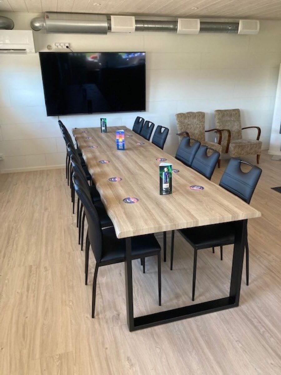 MeetingBar_IV-rotated.jpg
