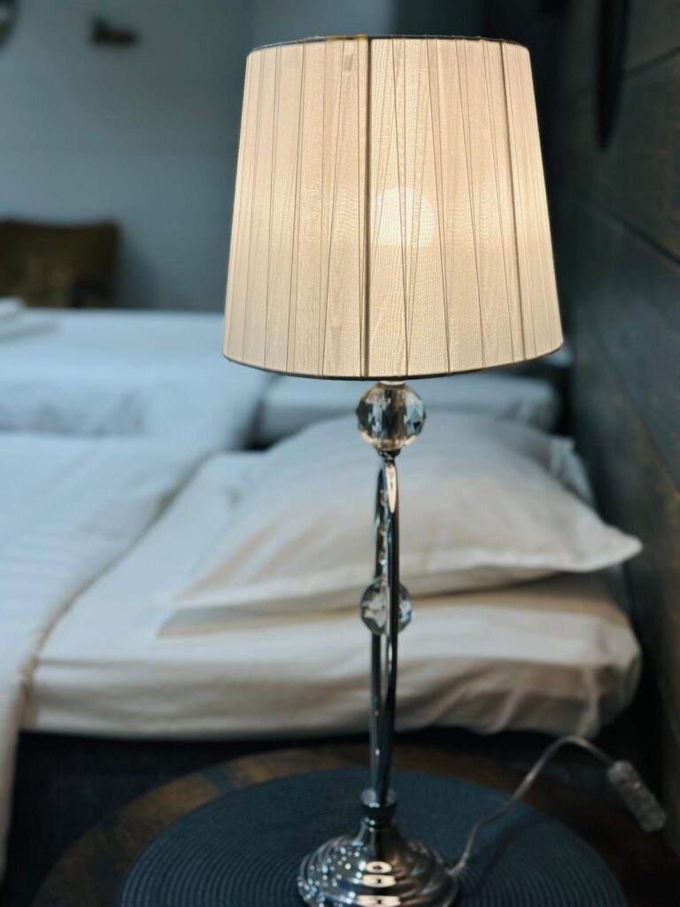 Bed side table
